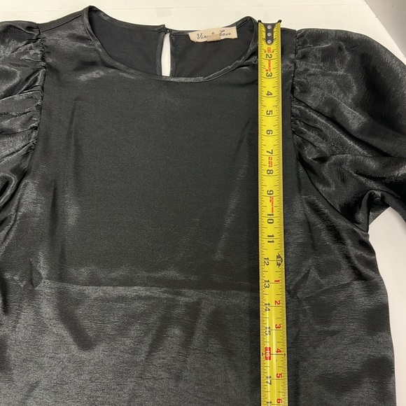 Vine & Love Women’s Satin Finish Long Flouncy Sleeved Blouse Size Small - Picture 9 of 10